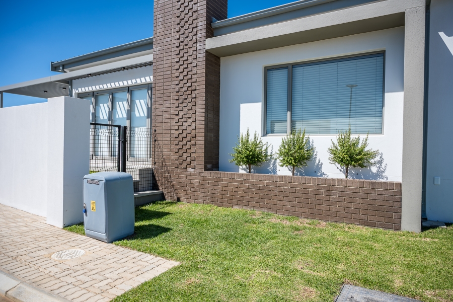 3 Bedroom Property for Sale in Heiderand Western Cape